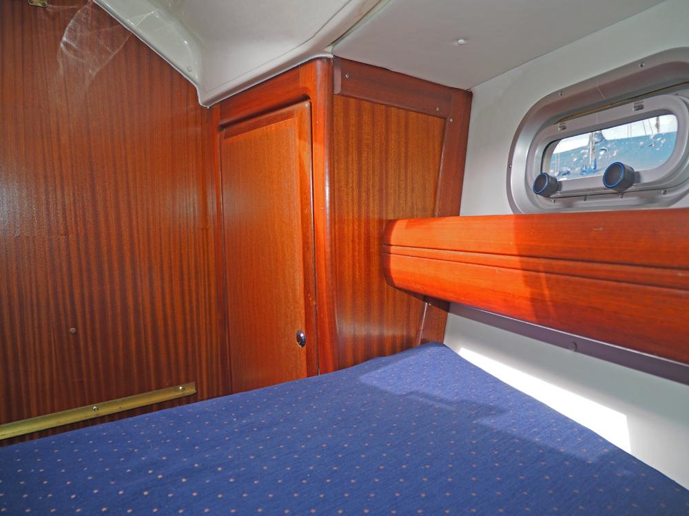 Cabin en avant, H&eacute;bergements